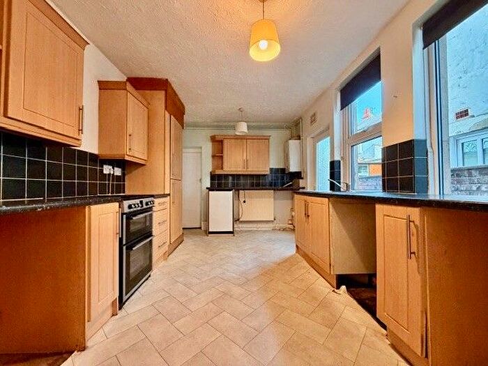 1 Bedroom Flat To Rent In Wood Park Road, Blackpool, FY1