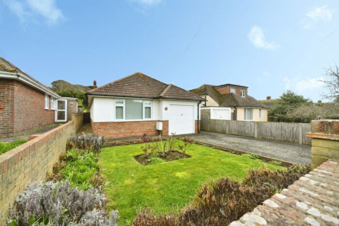2 Bedroom Detached Bungalow For Sale In Central Avenue, Telscombe Cliffs, Peacehaven, BN10