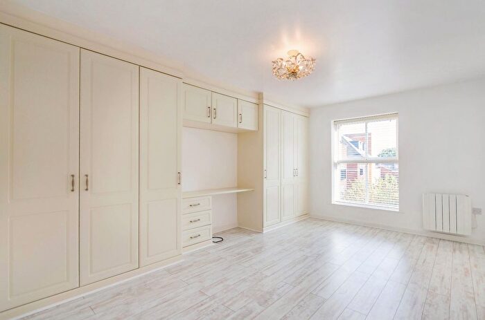 1 Bedroom Flat For Sale In Centurion Square, Skeldergate, York, YO1