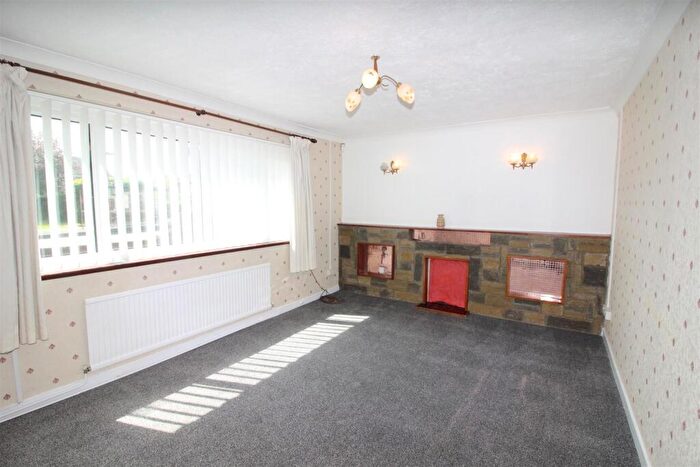 2 Bedroom Flat To Rent In New Road, Rumney, Cardiff, CF3