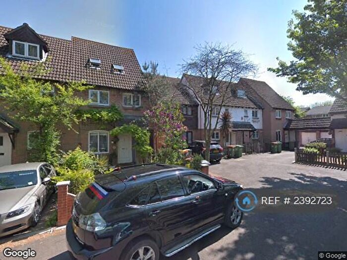 4 Bedroom Terraced House To Rent In Emerald Close, Beckton, E16