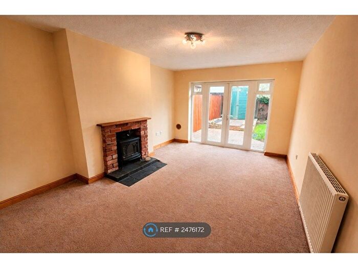 3 Bedroom Terraced House To Rent In Parc Y Llan, Ruthin, LL15
