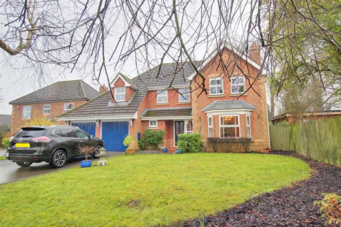 6 Bedroom Detached House For Sale In George Lane, Walkington, HU17