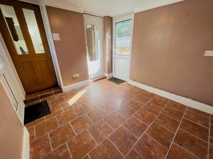 2 Bedroom SemiDetached House To Rent In DanYBryn, Abergavenny, NP7