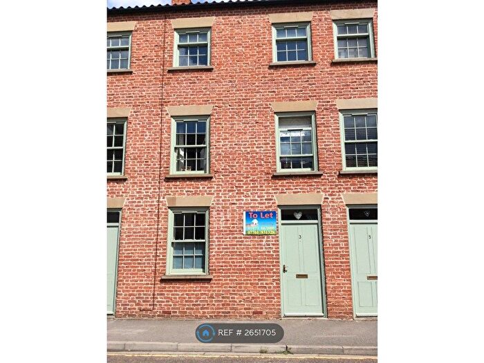 4 Bedroom Terraced House To Rent In Thornden Buildings, Selby, YO8