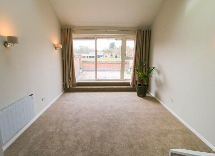 2 Bedroom Apartment To Rent In Wantage, OX12