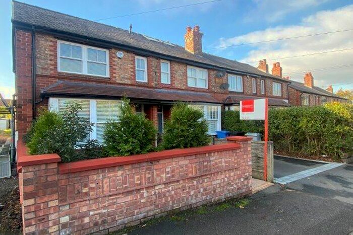 3 Bedroom Property To Rent In Moss Lane, Altrincham, WA15