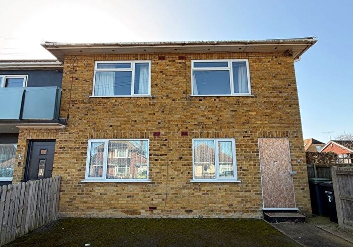 2 Bedroom Flat For Sale In Bridgefield Court, Bridgefield Road, Whitstable, Kent, CT5