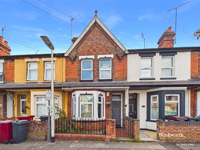 3 Bedroom Terraced House For Sale In Salisbury Road, Reading, Berkshire, RG30