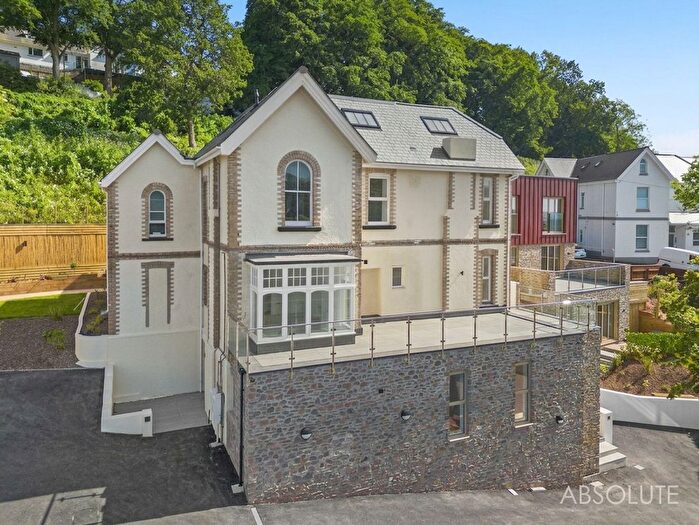 2 Bedroom Flat For Sale In Higher Erith Road, Torquay, TQ1