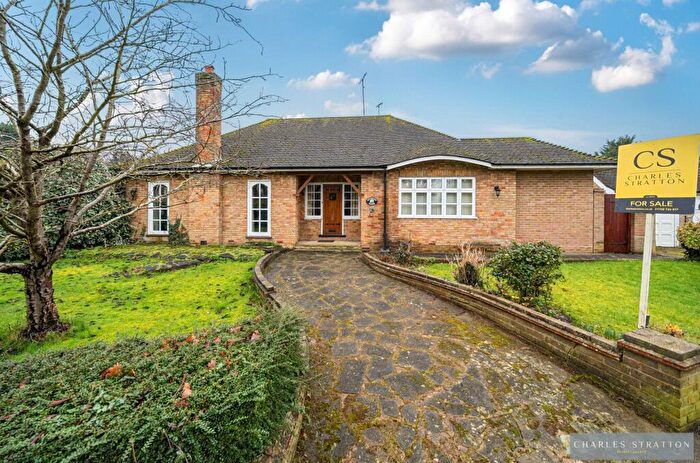 2 Bedroom Bungalow For Sale In Burses Way, Hutton, CM13