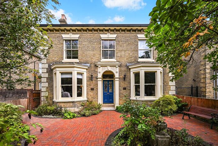 5 Bedroom Detached House For Sale In The Avenue, Southampton, SO17
