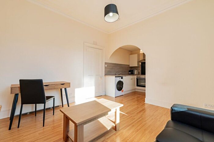 1 Bedroom Flat To Rent In Orchard Street, City Centre, Aberdeen, AB24