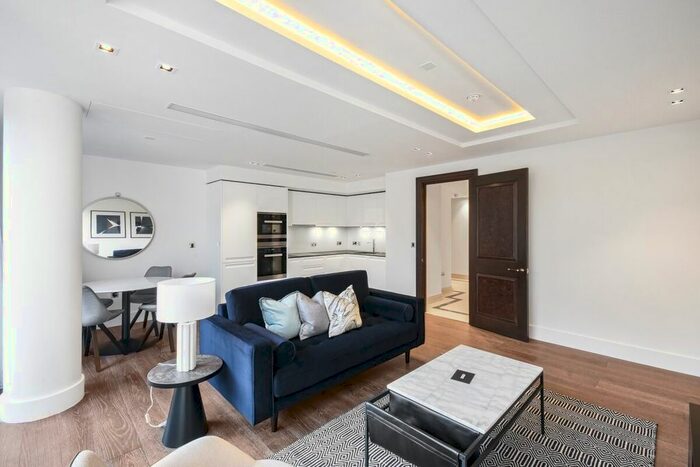 2 Bedroom Flat To Rent In Bridgeman House, Radnor Terrace, London, W14
