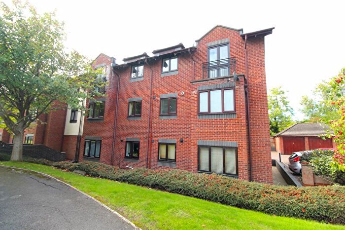 2 Bedroom Flat To Rent In Gallivan Close, Bristol, BS34