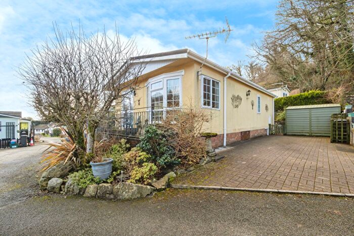 2 Bedroom Property For Sale In Waterleat Walk, Ashburton Park, Ashburton, Newton Abbot, TQ13