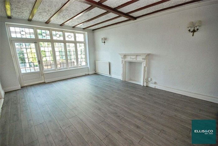 4 Bedroom Flat To Rent In Armitage Road, Golders Green, NW11