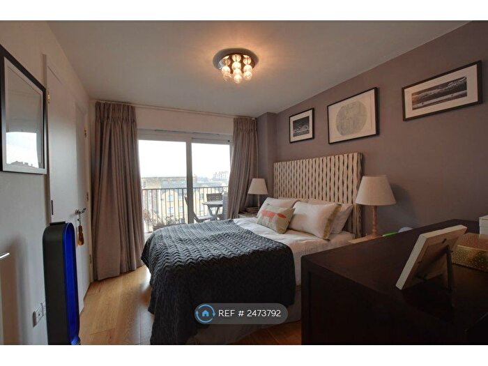 3 Bedroom Flat To Rent In Ceramic Works, London, E9