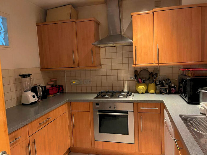 2 Bedroom Terraced House To Rent In Trinity Avenue, Enfield, Greater London, EN1