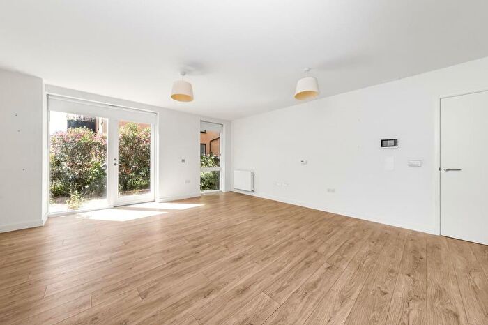 1 Bedroom Apartment For Sale In Thornlaw Road West Norwood, SE27