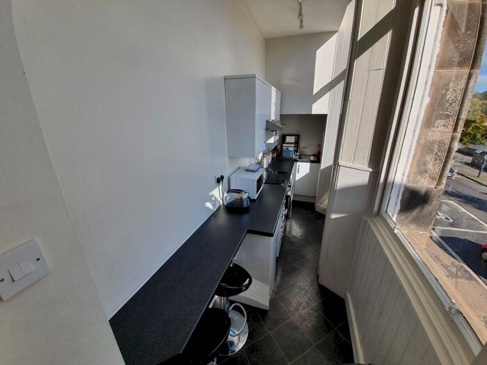 2 Bedroom Flat To Rent In Tay Street, Perth, PH2