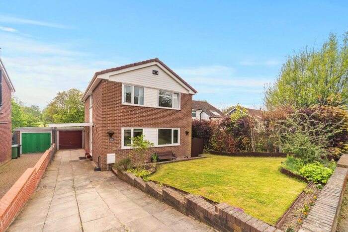 3 Bedroom Detached House To Rent In Temple Avenue, Leeds, LS15