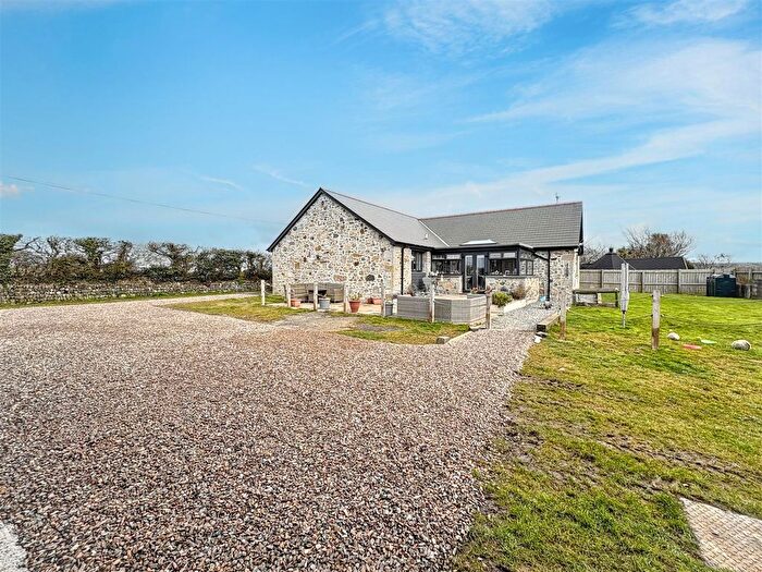 3 Bedroom Property For Sale In Fantastic Equestrian Facilities, Praze, Clowance Wood, TR14