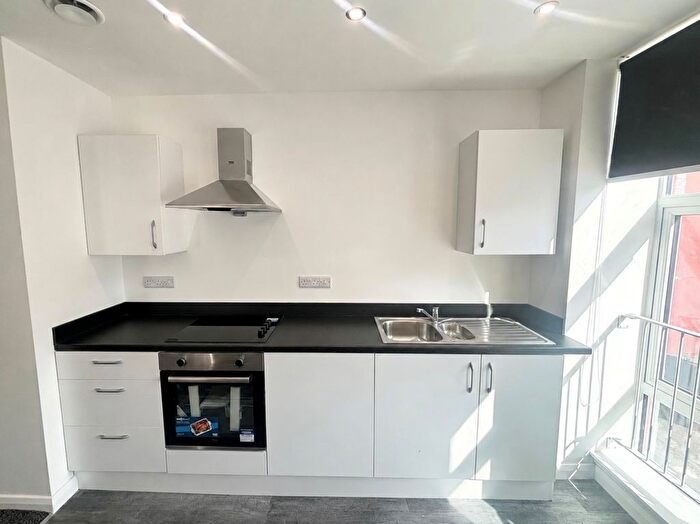 2 Bedroom Flat To Rent In Matlock Road, Coventry, CV1