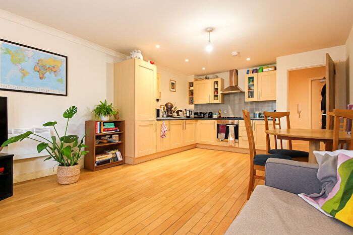 2 Bedroom Apartment To Rent In Musters Road, NG2