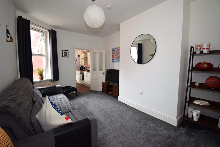 2 Bedroom Flat For Sale In Hyde Street, South Shields, NE33