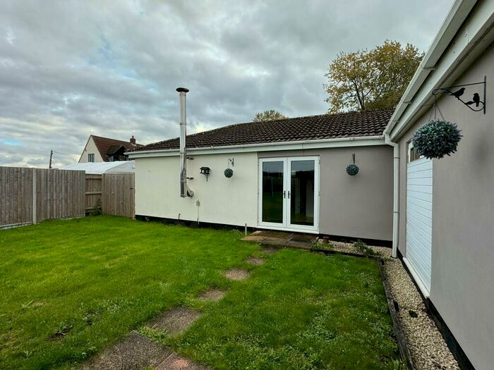 1 Bedroom Chalet To Rent In Twentypence Road, Wilburton, CB6