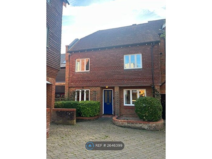 2 Bedroom Terraced House To Rent In St. Martins Mews, Dorking, RH4