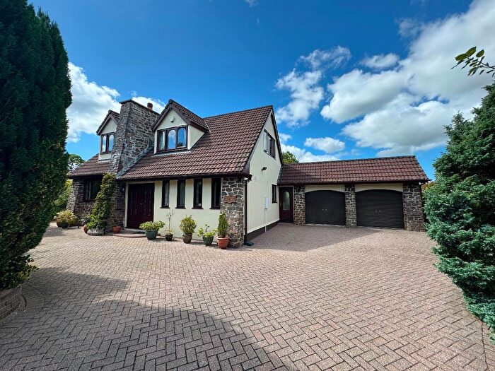 4 Bedroom Detached House For Sale In Black Torrington, Beaworthy, EX21