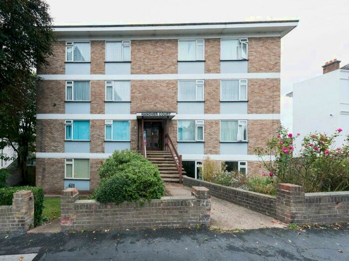 2 Bedroom Flat To Rent In Hanover Court, Wellington Road, Brighton, BN2