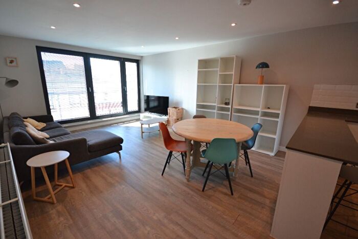 2 Bedroom Flat To Rent In Lower Gilmour Bank, Fountainbridge, Edinburgh, EH3