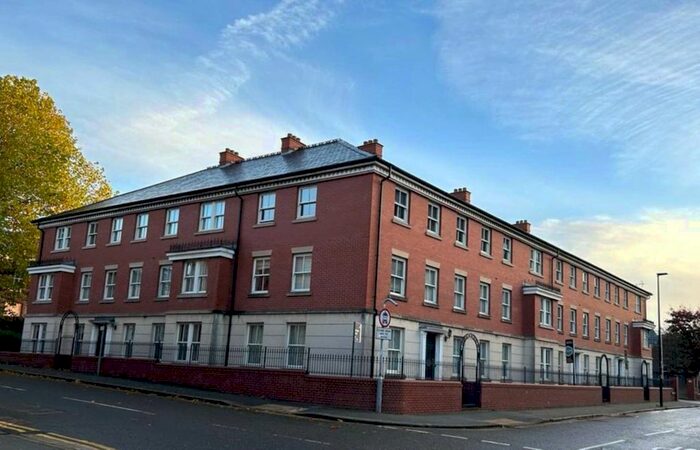 2 Bedroom Flat To Rent In Bovey Court, St Austins Lane, Warrington, WA1