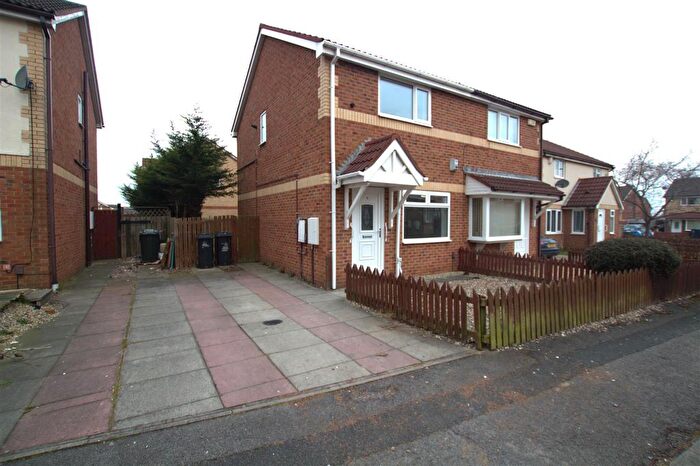 2 Bedroom Property To Rent In Netherfields Crescent, Middlesbrough, TS3