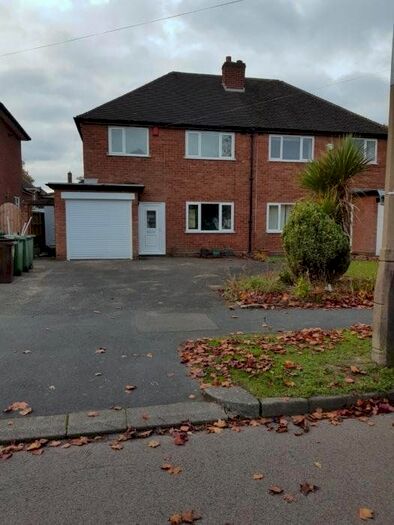 3 Bedroom Semi-Detached House To Rent In St. Gerards Road, Shirley, Solihull, B91