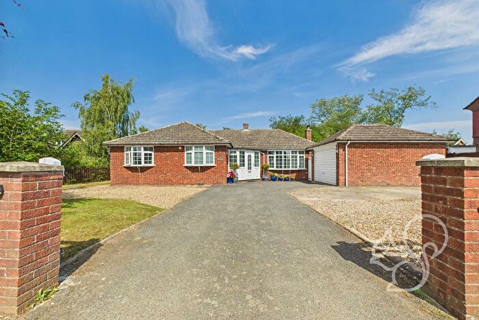3 Bedroom Detached Bungalow For Sale In Dawes Lane, West Mersea, CO5