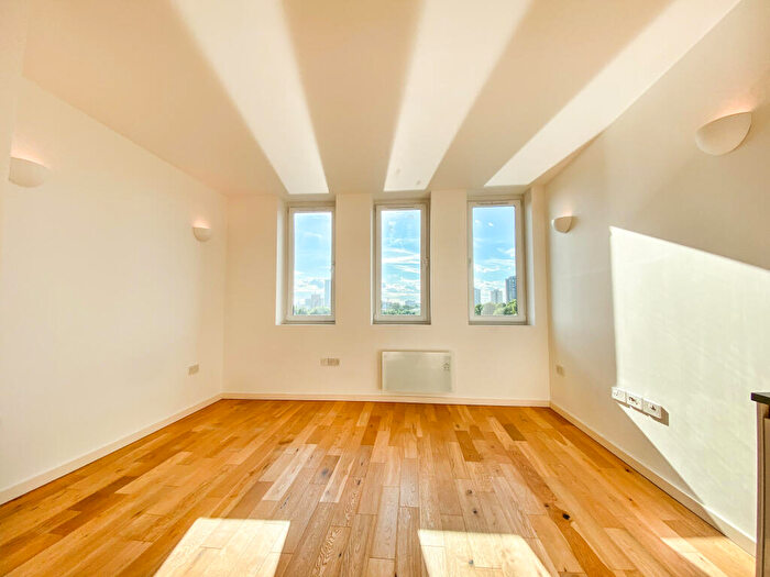 1 Bedroom Flat To Rent In Canning Road, Stratford, E15