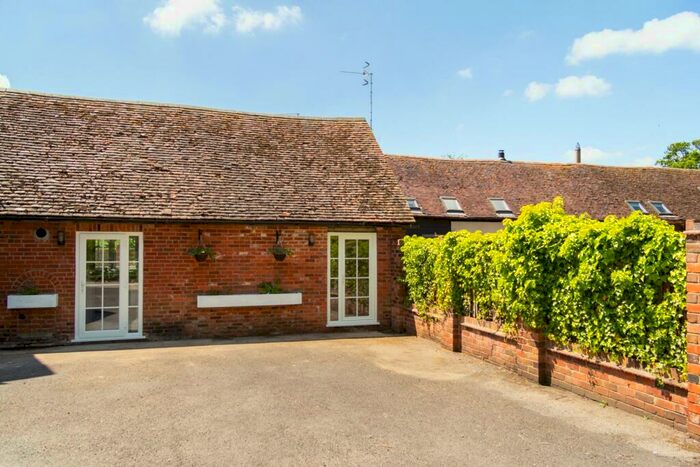 1 Bedroom Barn Conversion To Rent In Coughton Hill, Coughton, Alcester, B49