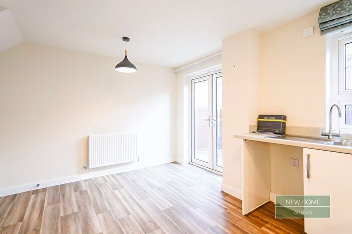 3 Bedroom End Of Terrace House For Sale In Hollyberry Road, Paignton, Torbay, TQ4