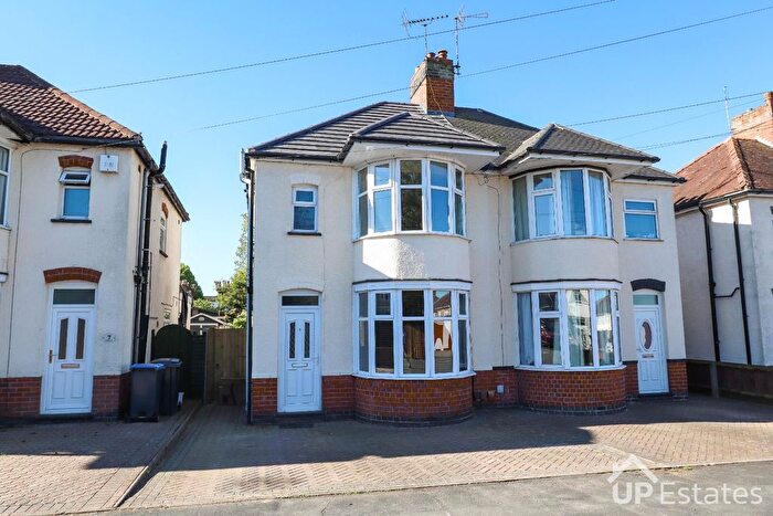 3 Bedroom Semi Detached House To Rent In Eskdale Road, Hinckley, LE10