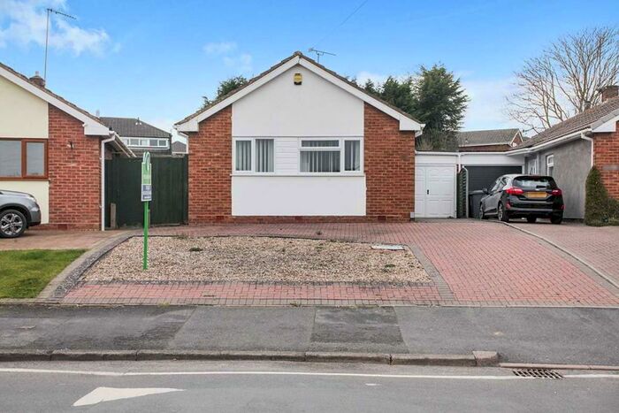 2 Bedroom Bungalow To Rent In Northumberland Avenue, Nuneaton, Warwickshire, CV10