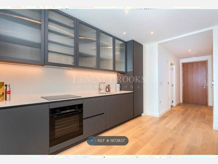 1 Bedroom Flat To Rent In East Apartments, London, N17