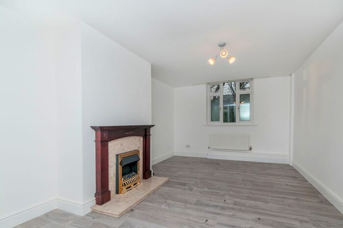 3 Bedroom Terraced House To Rent In Wordsworth Avenue, Balby, Doncaster DN4