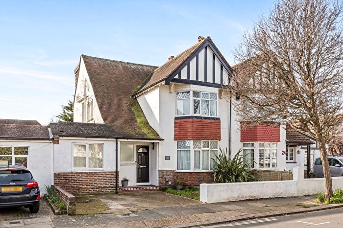 5 Bedroom Semi Detached House For Sale In Glastonbury Road, Hove, BN3