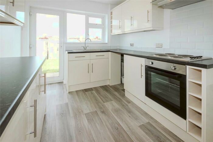 3 Bedroom Terraced House To Rent In Chestnut Way, Bristol, BS15