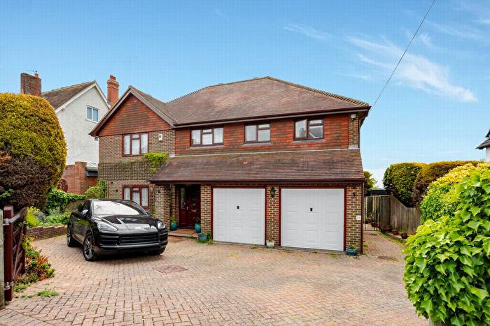 4 Bedroom Detached House For Sale In Hillcrest Road, Hythe, CT21