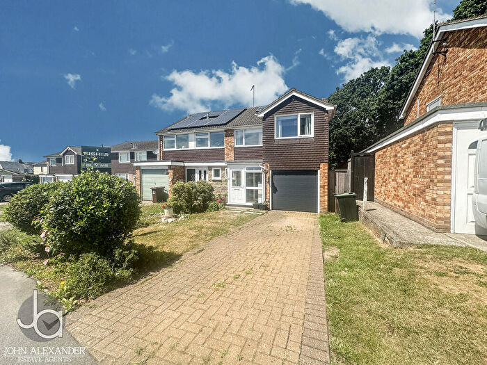 4 Bedroom Semi-Detached House For Sale In Tall Trees, Mile End, Colchester, CO4